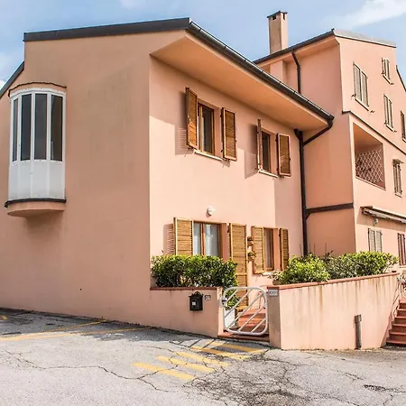 N140 - Numana, Quadrilocale Con Terrazzo E Doppi Servizi * Numana